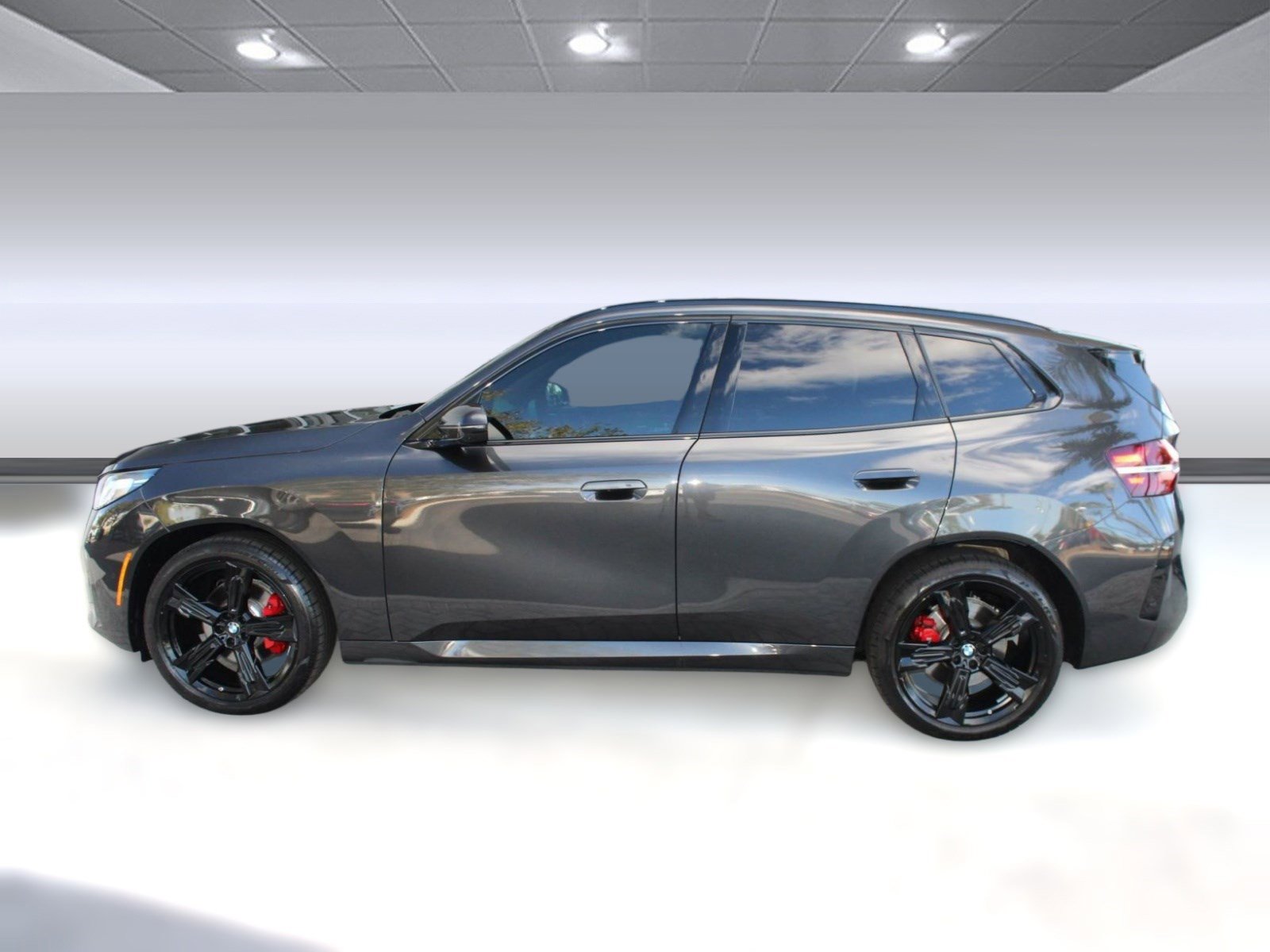 Certified 2025 BMW X3 xDrive30i w/ Premium Package image 2