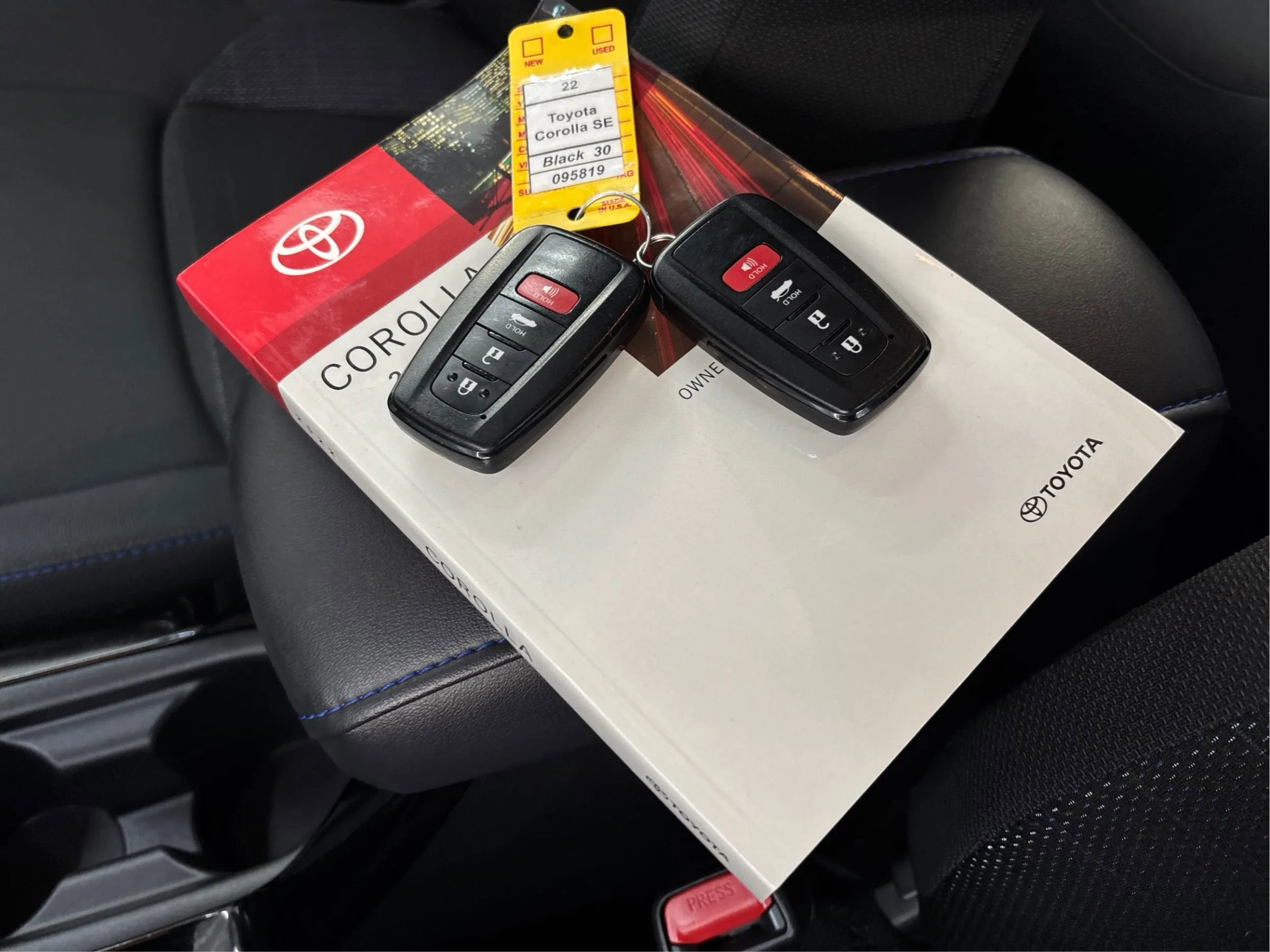 Used 2022 Toyota Corolla SE image 42