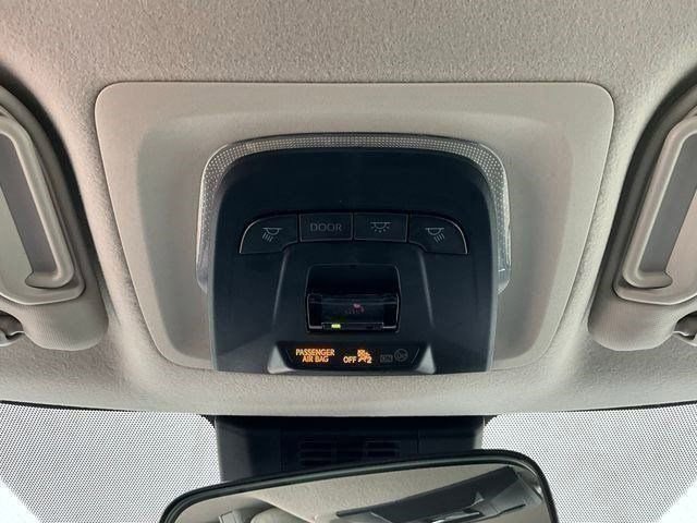 Used 2025 Toyota Corolla LE image 10