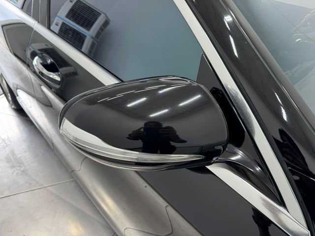 Used 2017 Mercedes-Benz S 550 Sedan image 38