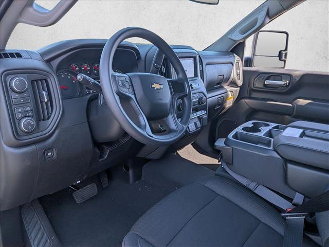New 2026 Chevrolet Silverado 2500 Custom w/ Custom Value Package AWD/4WD video 3