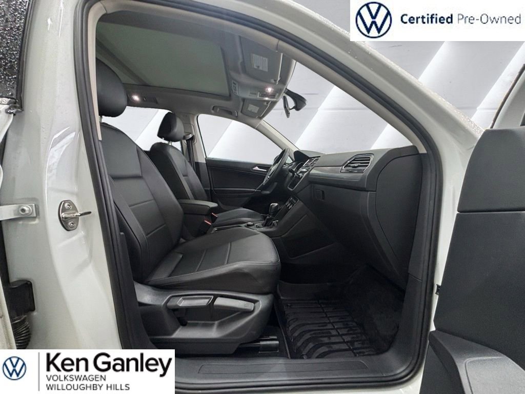 Used 2020 Volkswagen Tiguan SE w/ Panoramic Sunroof Package AWD/4WD image 15