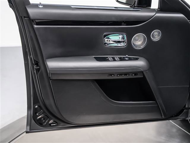 Used 2025 Rolls-Royce Ghost AWD/4WD image 30