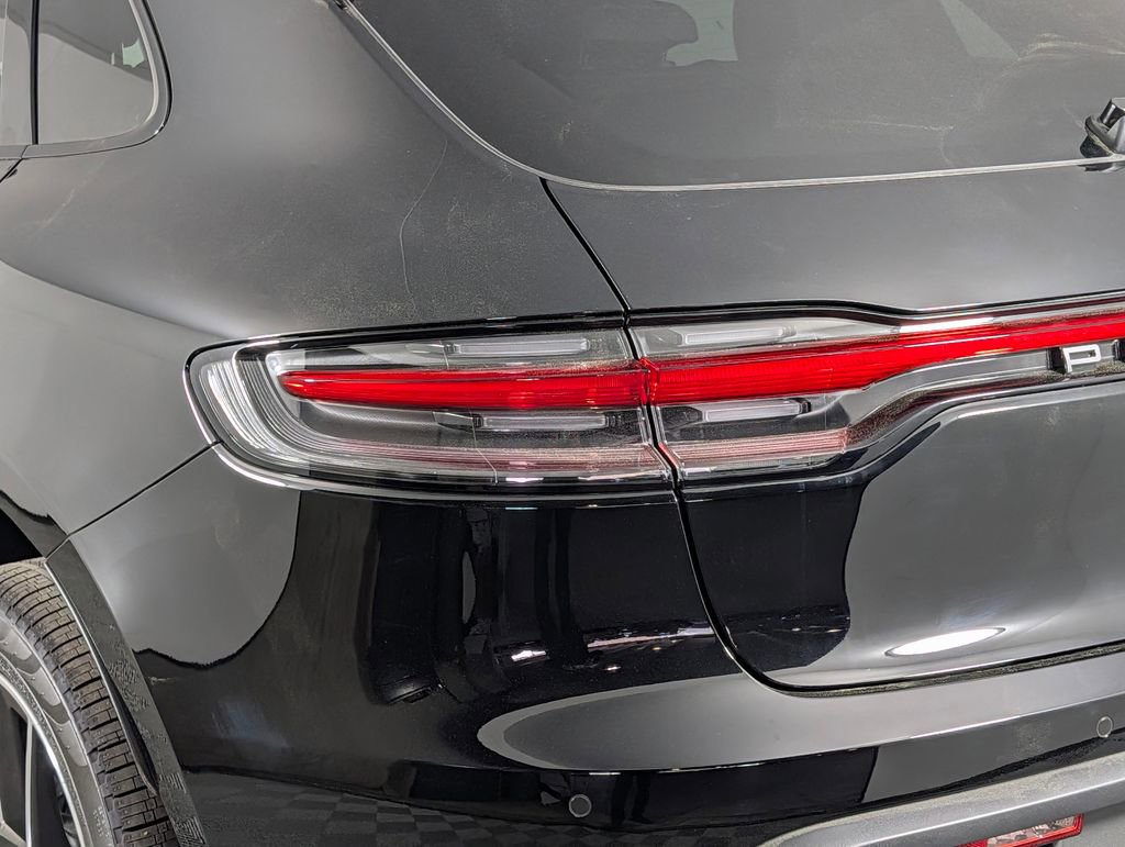New 2026 Porsche Macan image 16