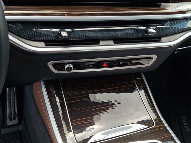 Used 2026 BMW X5 xDrive40i AWD/4WD image 13