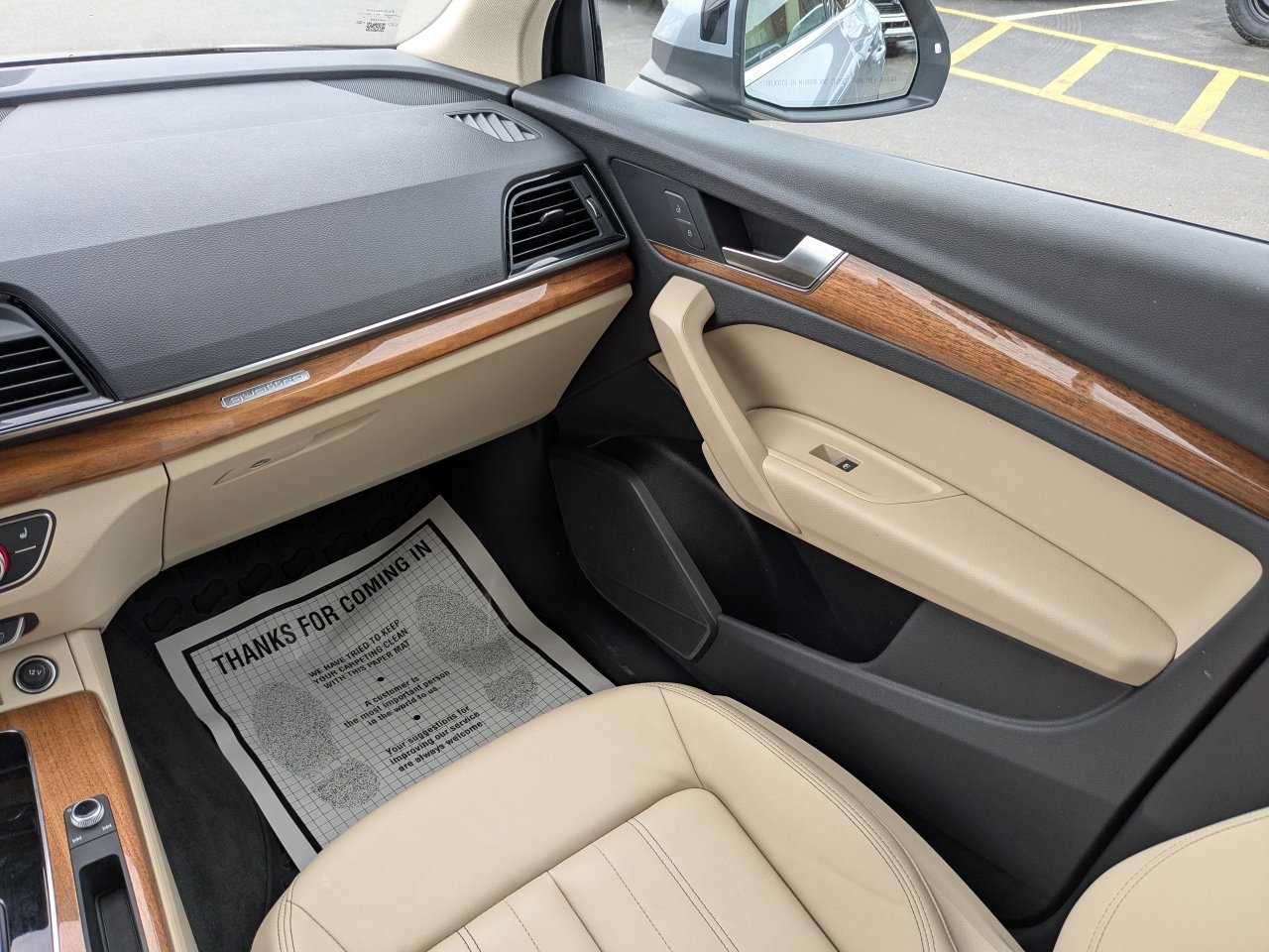 Used 2021 Audi Q5 Premium image 20