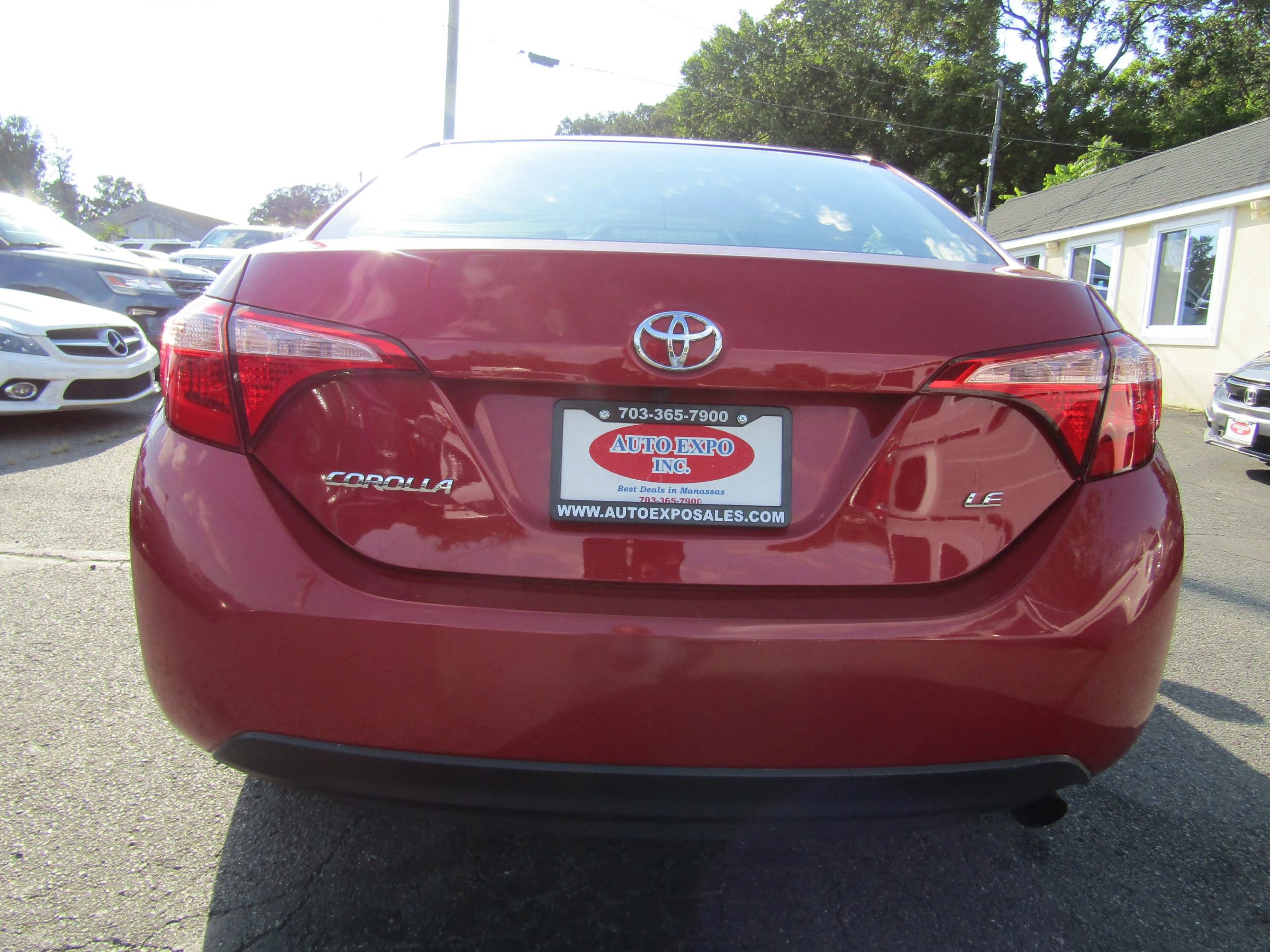 Used 2017 Toyota Corolla LE image 6