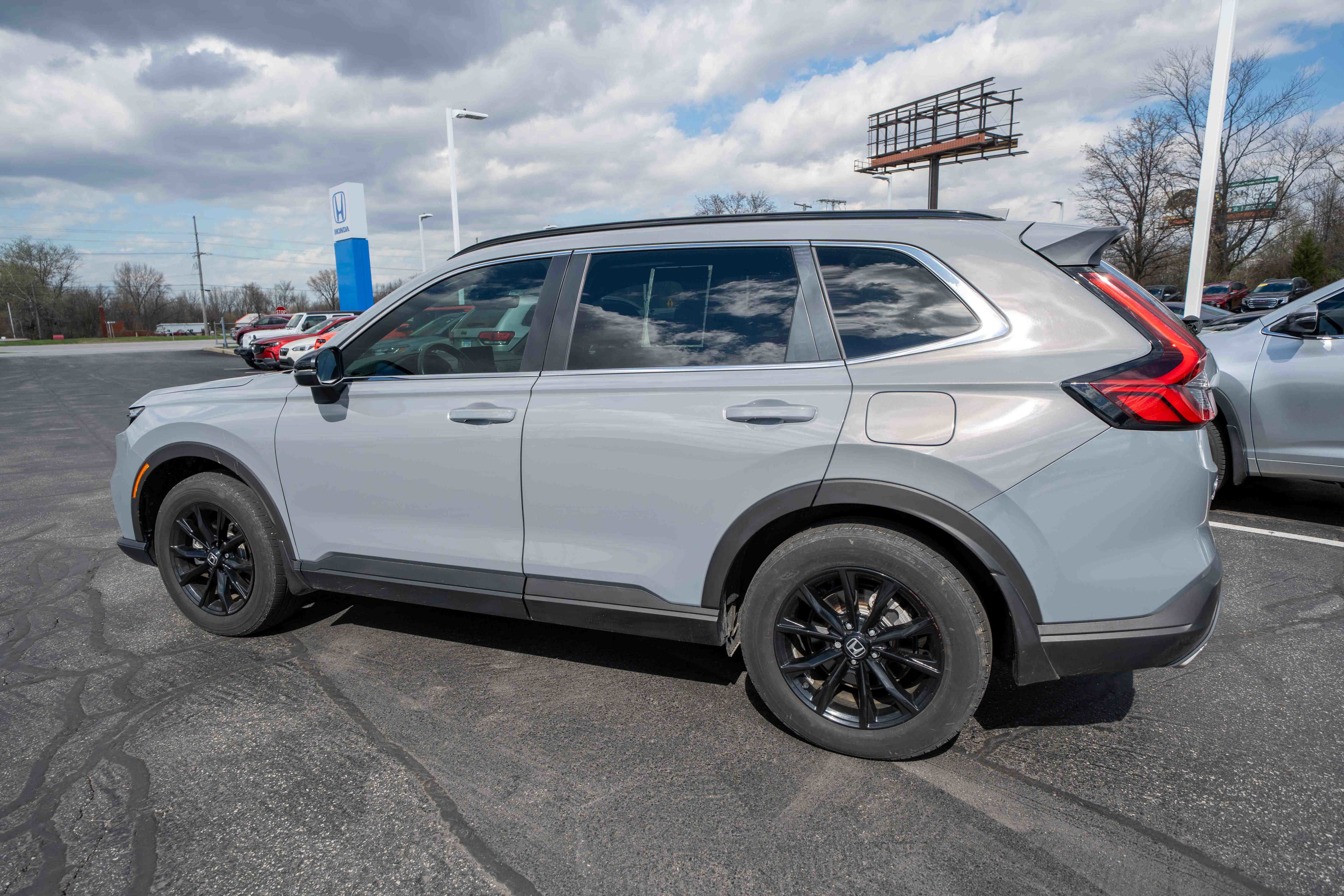 Certified 2024 Honda CR-V Sport-L image 4