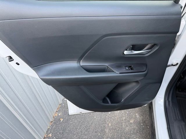 Certified 2025 Nissan Kicks SV w/ Charging Package FWD image 27