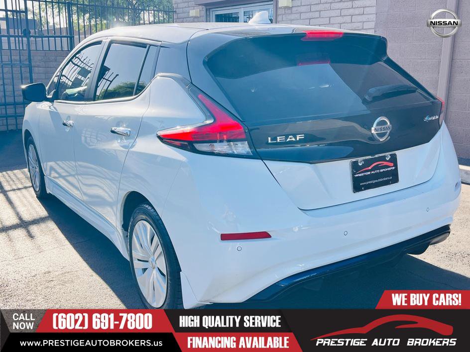 Used 2022 Nissan Leaf S image 4