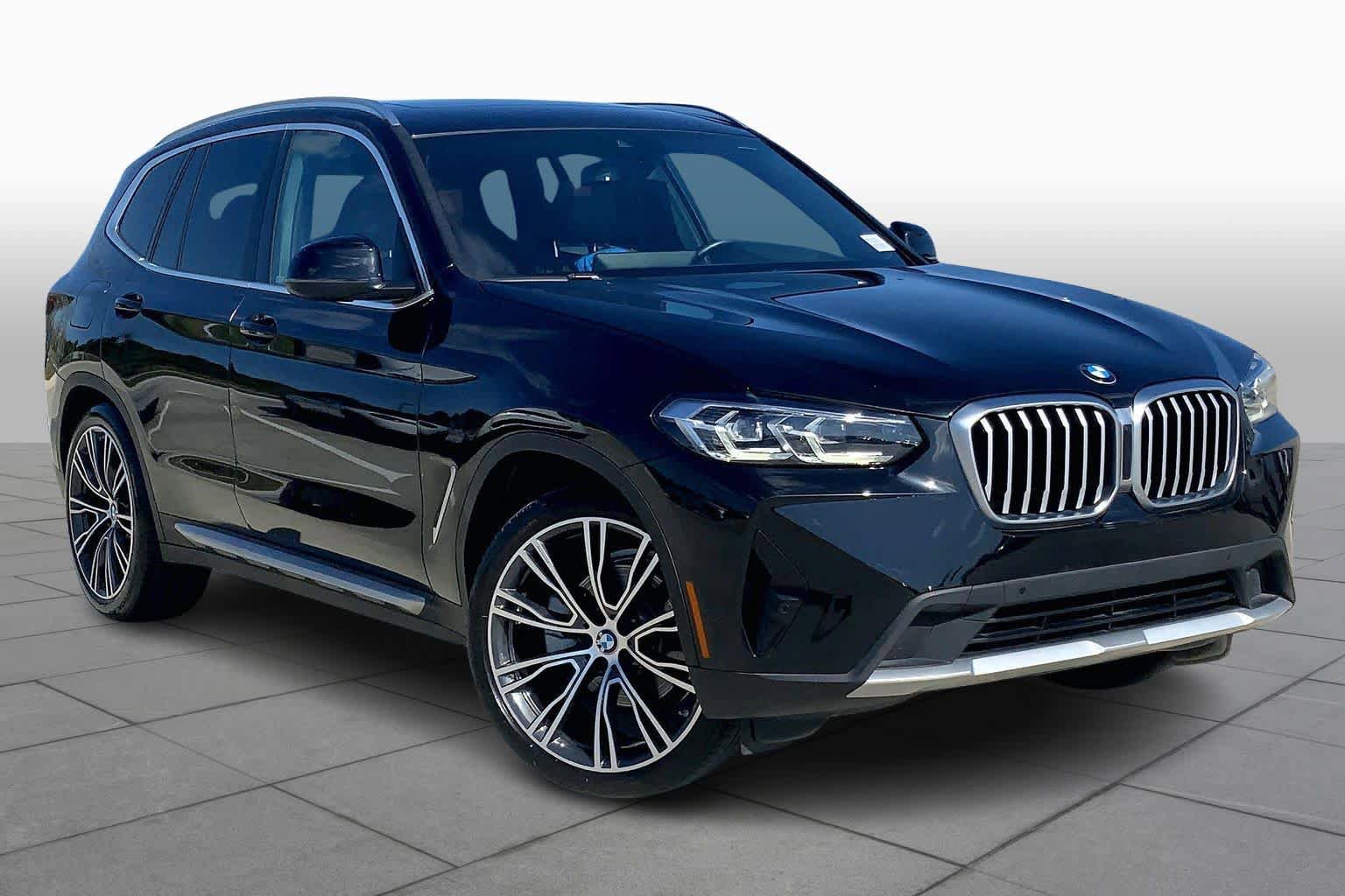 Used 2024 BMW X3 sDrive30i w/ Premium Package RWD image 2