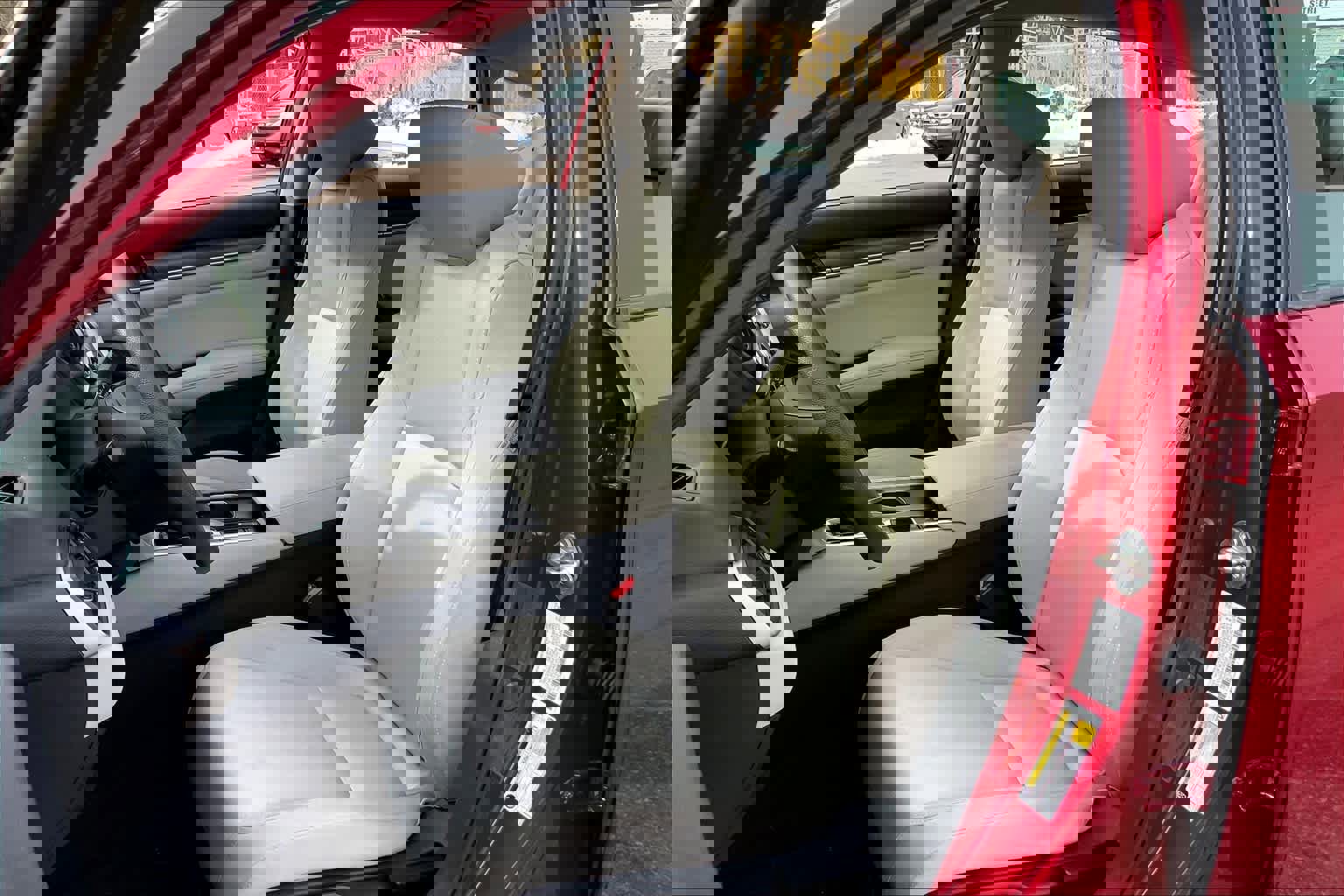 Used 2019 Honda Accord LX image 9