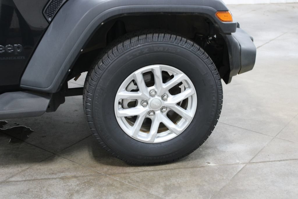 Used 2023 Jeep Wrangler Unlimited Sport AWD/4WD image 56