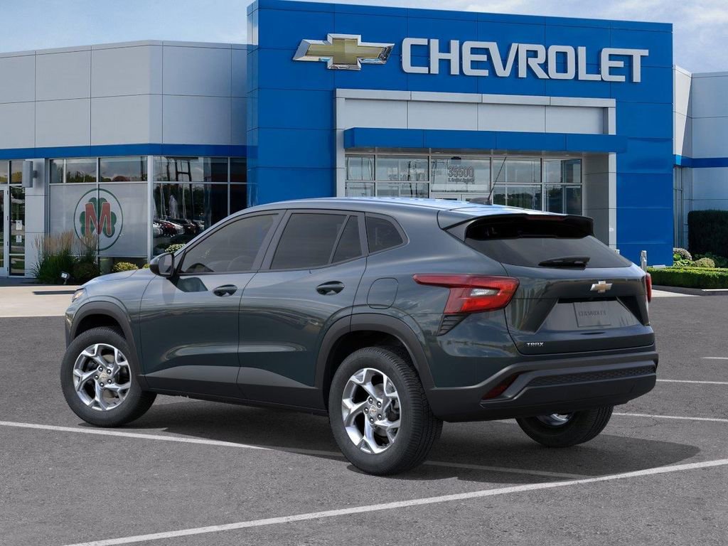 New 2026 Chevrolet Trax LS w/ LS Convenience Package FWD image 3
