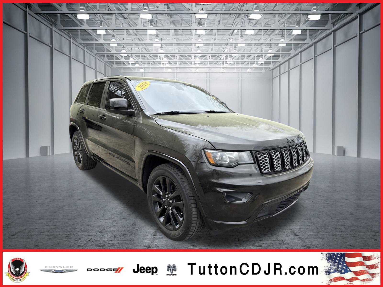 Used 2019 Jeep Grand Cherokee Altitude RWD image 1