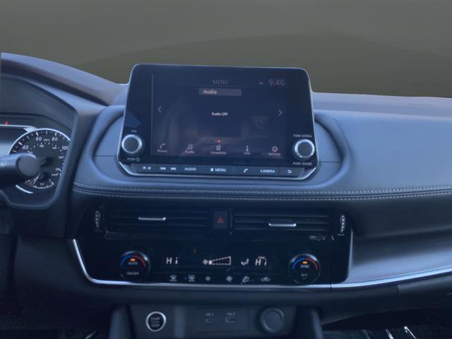 Used 2023 Nissan Rogue SV image 11