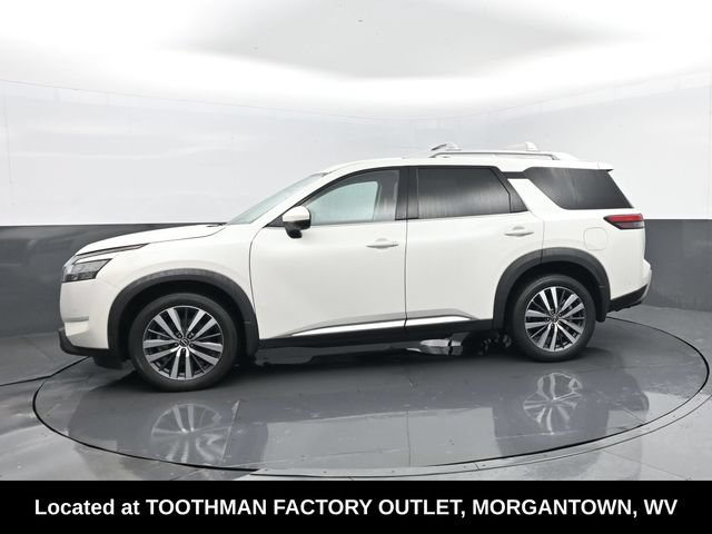 Used 2022 Nissan Pathfinder Platinum w/ Cargo Package AWD/4WD image 5