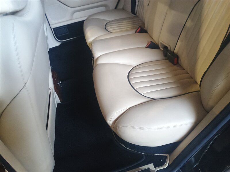Used 1999 Bentley Arnage Green Label RWD image 32