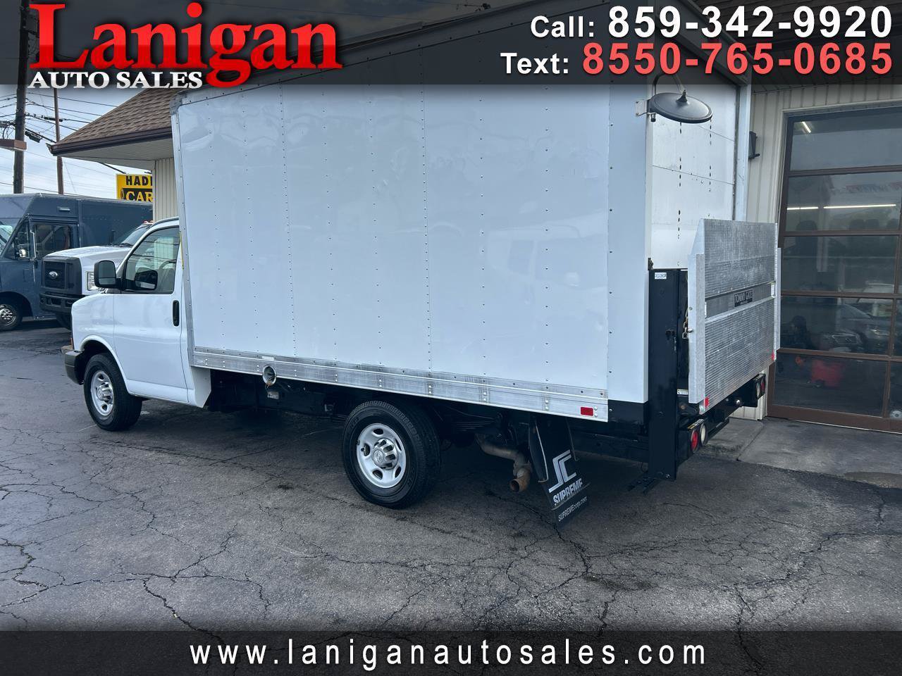 Used 2015 Chevrolet Express 3500 RWD image 1