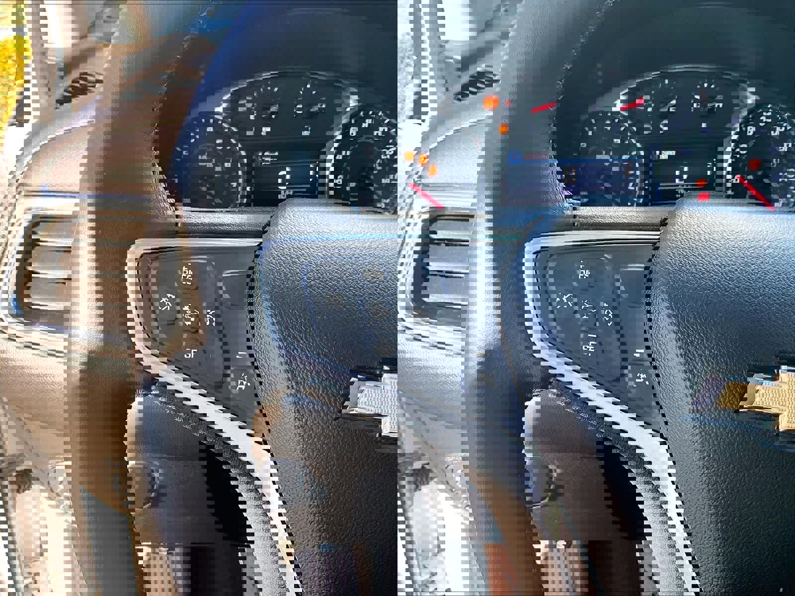 Used 2022 Chevrolet Equinox LT AWD/4WD image 22