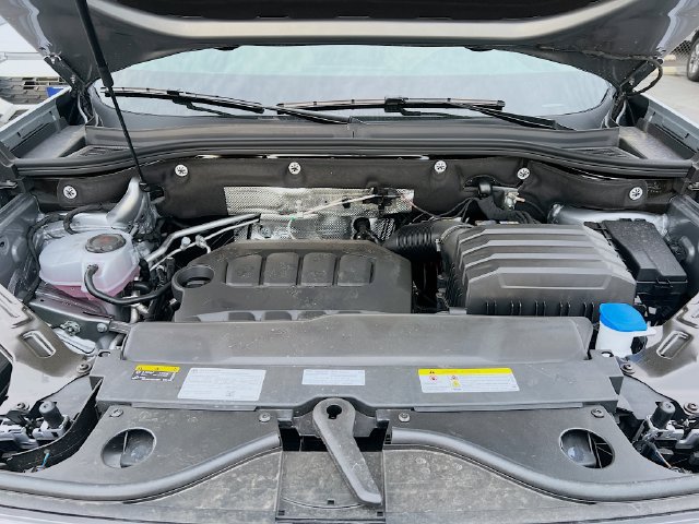 New 2026 Volkswagen Atlas SE FWD image 32