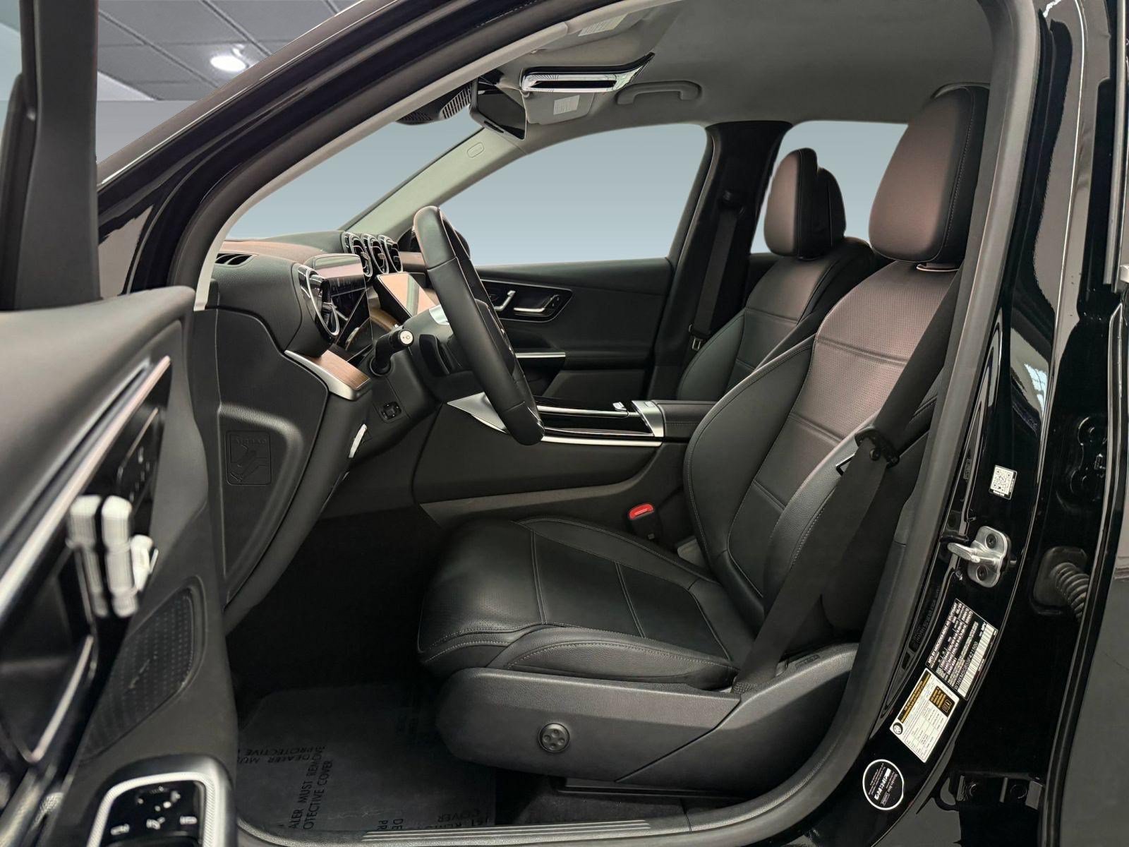 Certified 2025 Mercedes-Benz GLC 350e 4MATIC image 5