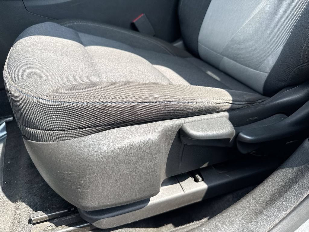 Used 2024 Chevrolet Trax LS w/ Driver Confidence Package FWD image 12