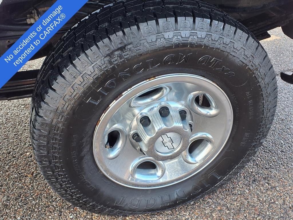 Used 2018 Chevrolet Express 3500 w/ Driver Convenience Package image 10