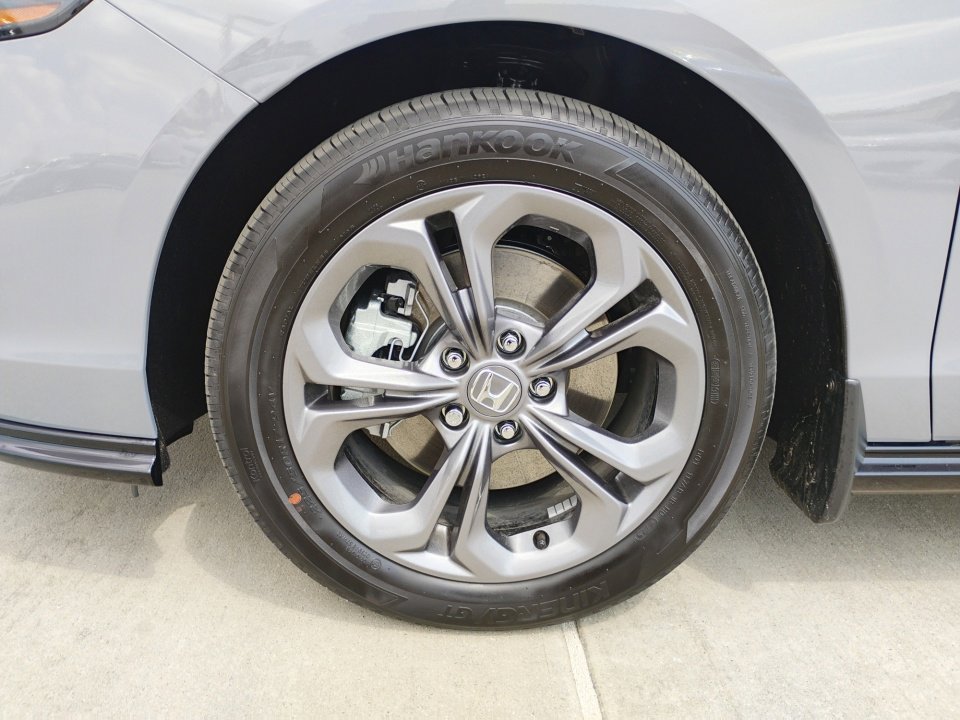 Certified 2025 Honda Accord EX-L image 27