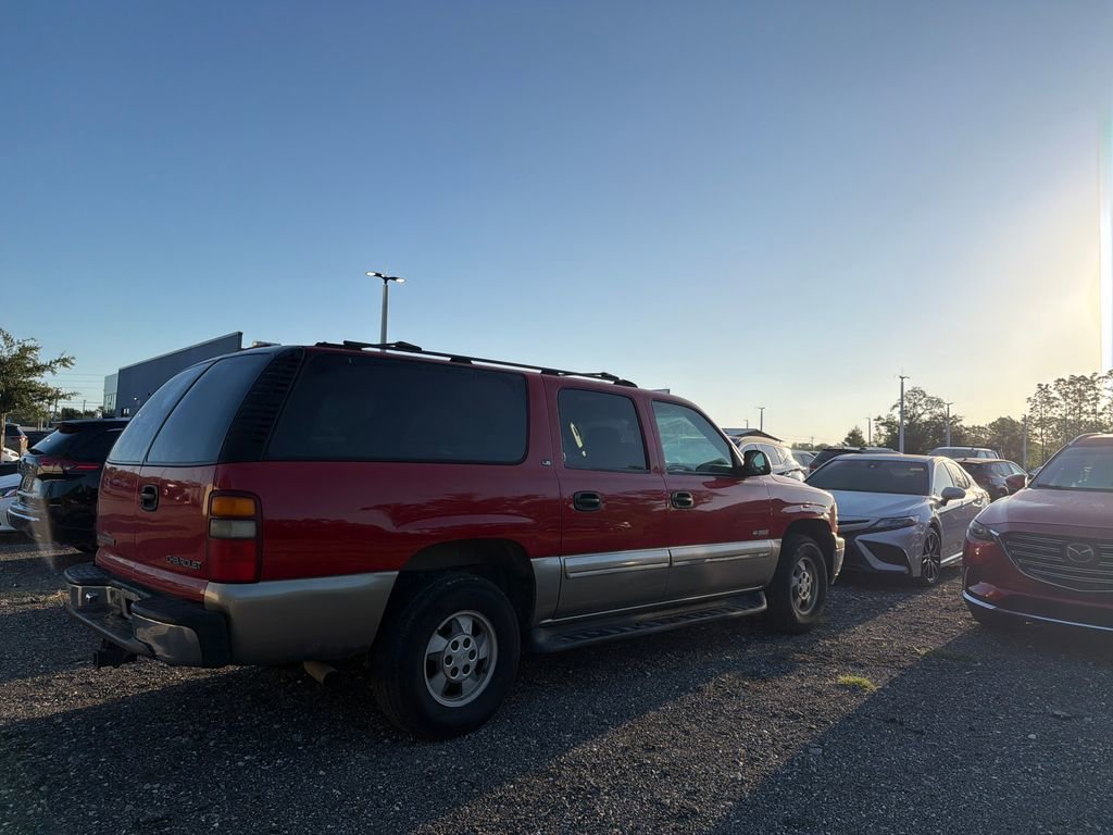 Used 2000 Chevrolet Suburban LS w/ LS Preferred Equipment Group RWD image 5