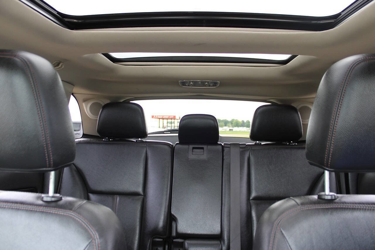 Used 2011 Ford Edge Limited w/ 301A Rapid Spec Order Code AWD/4WD image 18