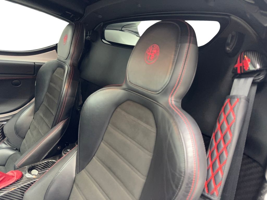 Used 2018 Alfa Romeo 4C Base image 25