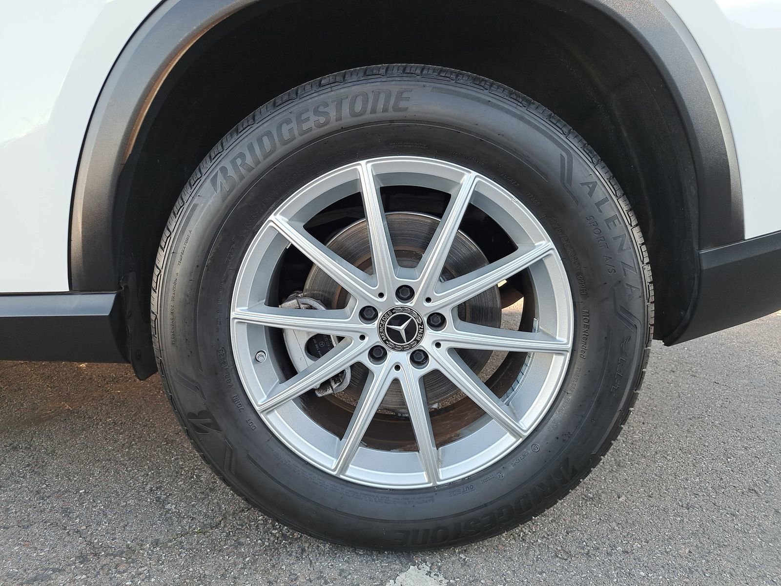 Used 2024 Mercedes-Benz GLE 450e 4MATIC image 38