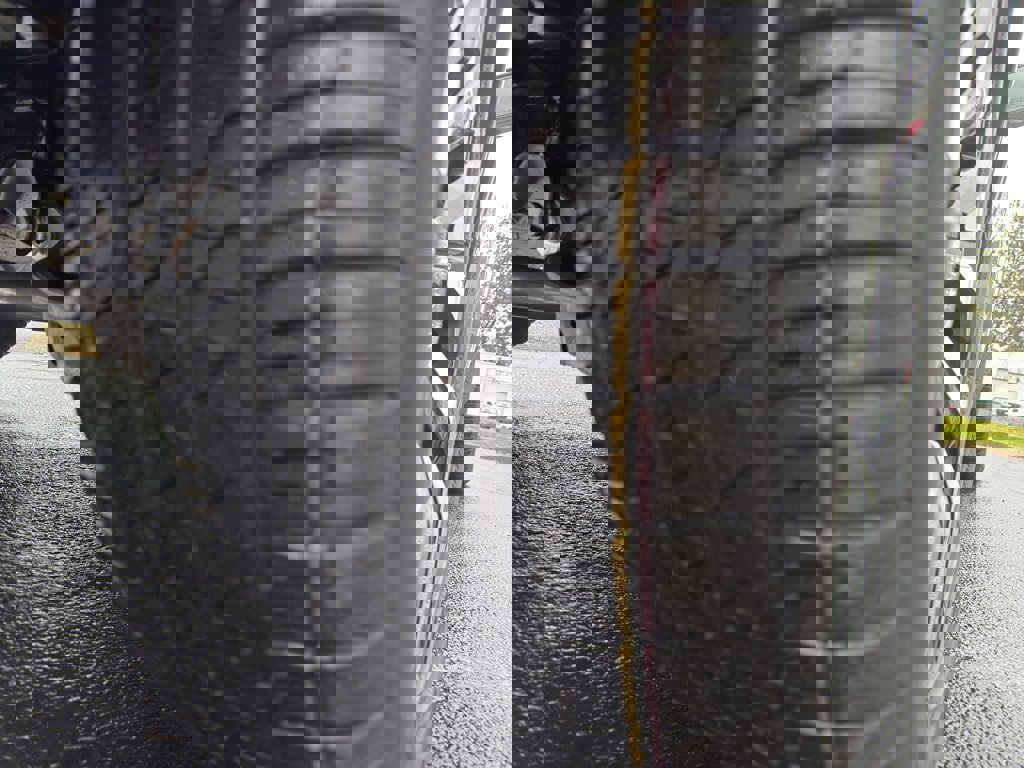 New 2026 Ford Explorer Platinum w/ LUX Leather Package image 10