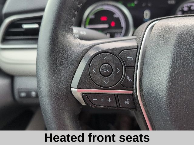 Used 2022 Toyota Camry XLE image 9