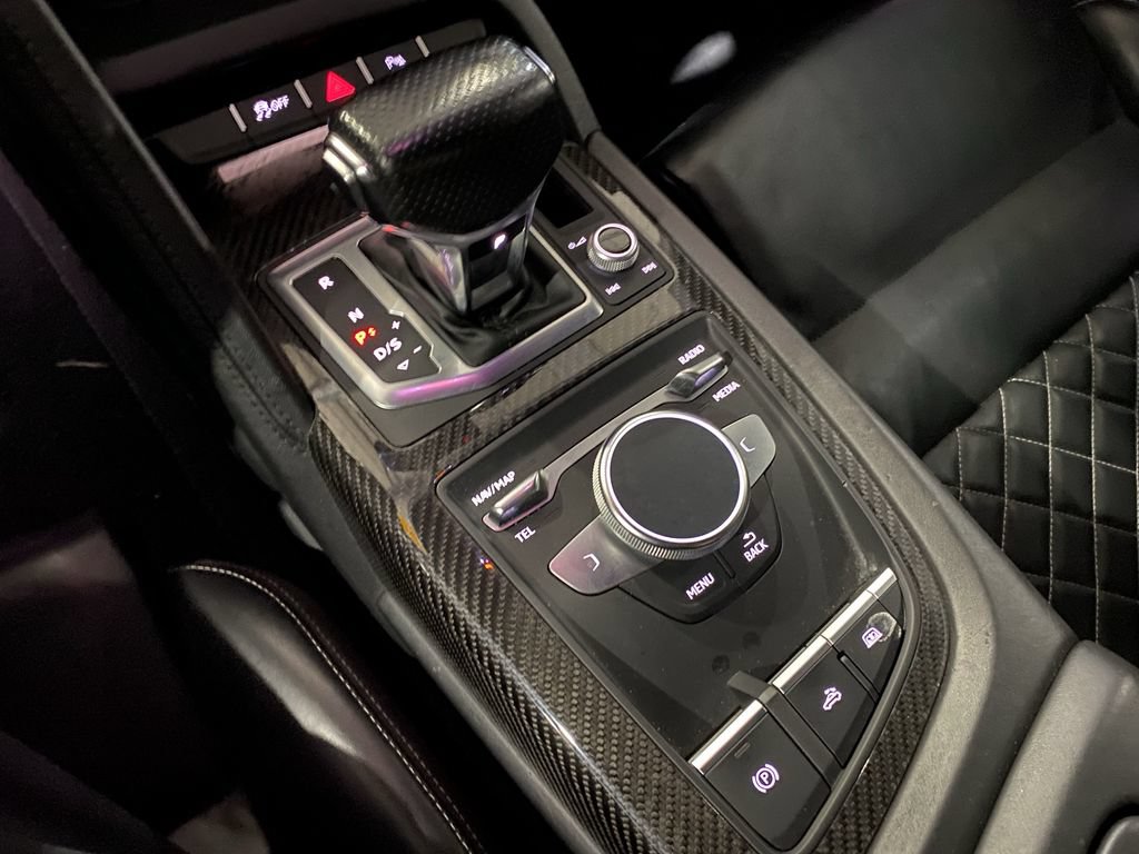 Used 2018 Audi R8 V10 plus AWD/4WD image 3