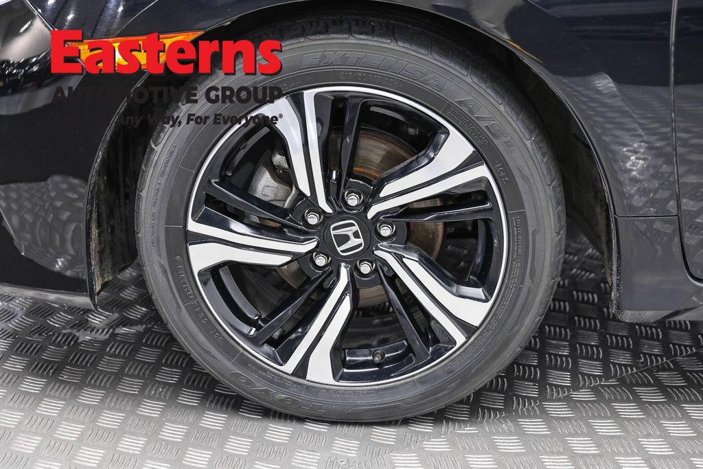 Used 2017 Honda Civic Touring image 28
