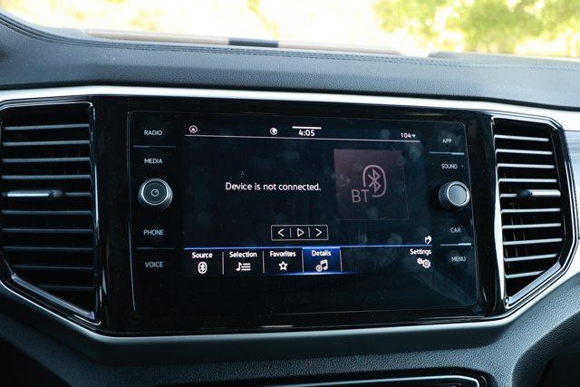 Used 2023 Volkswagen Atlas Cross Sport SE FWD image 8