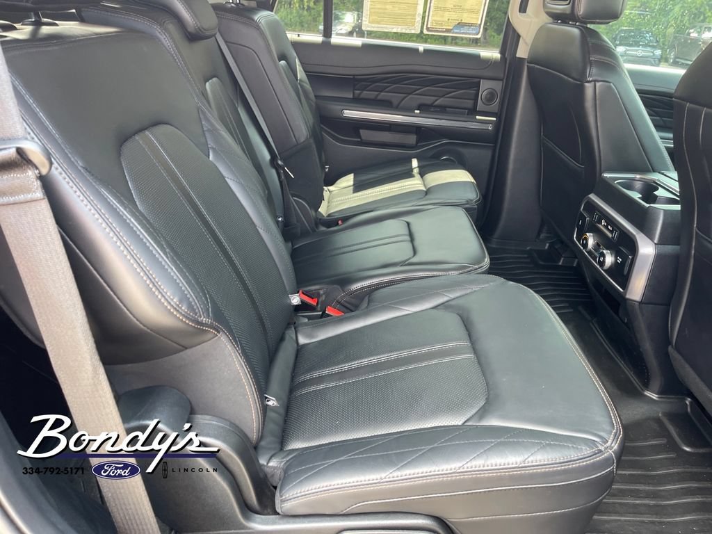 Used 2021 Ford Expedition Platinum AWD/4WD image 16