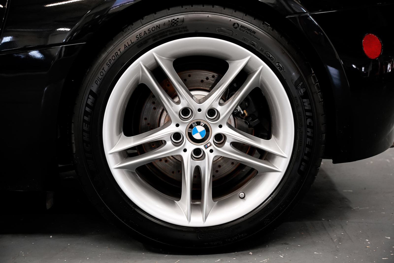 Used 2007 BMW M Roadster RWD image 42