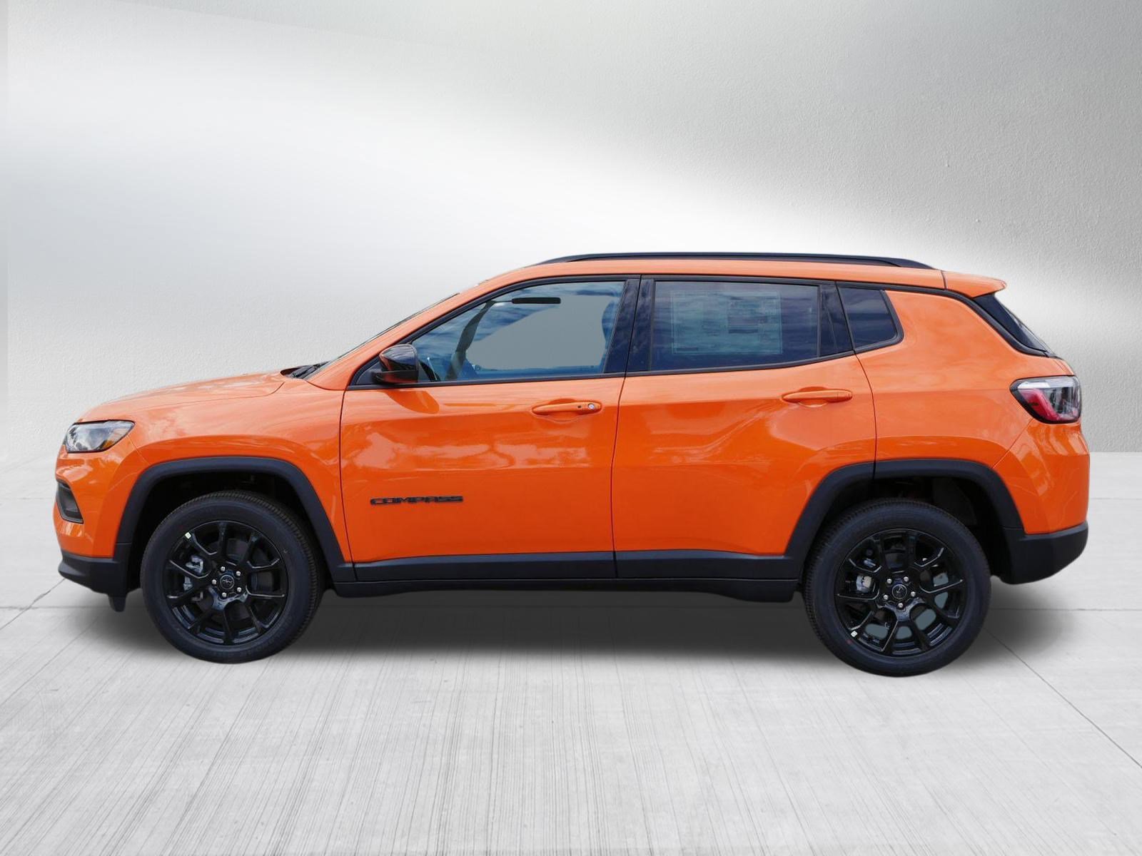 New 2026 Jeep Compass Latitude image 4