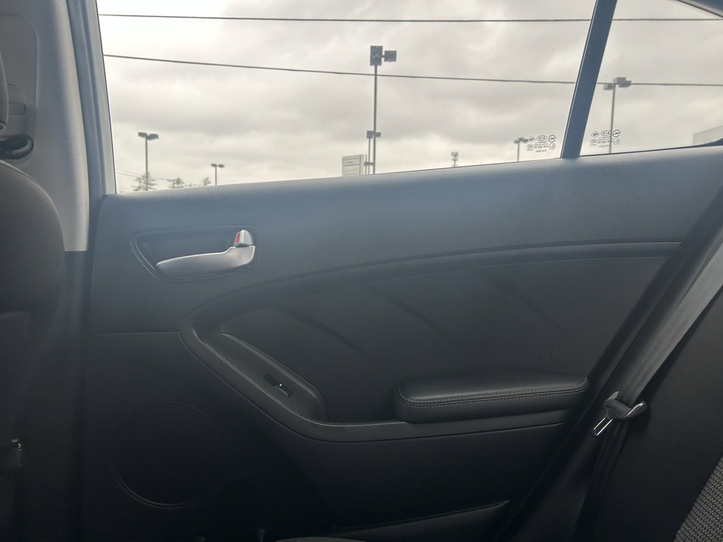 Used 2018 Kia Forte LX image 28