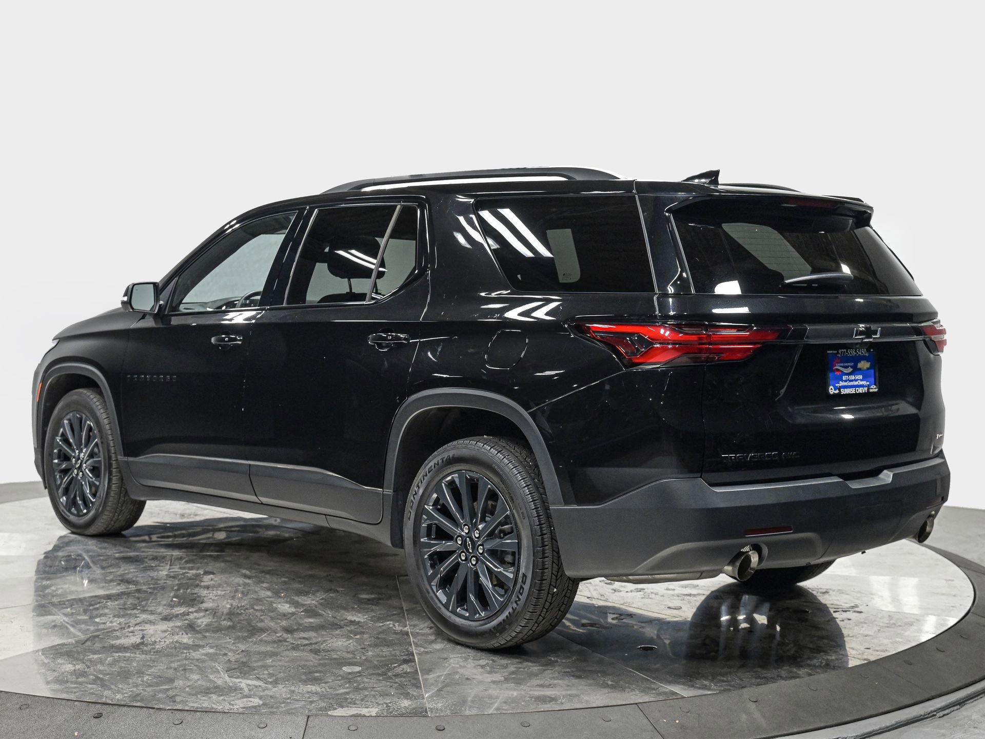 Used 2023 Chevrolet Traverse RS AWD/4WD image 4