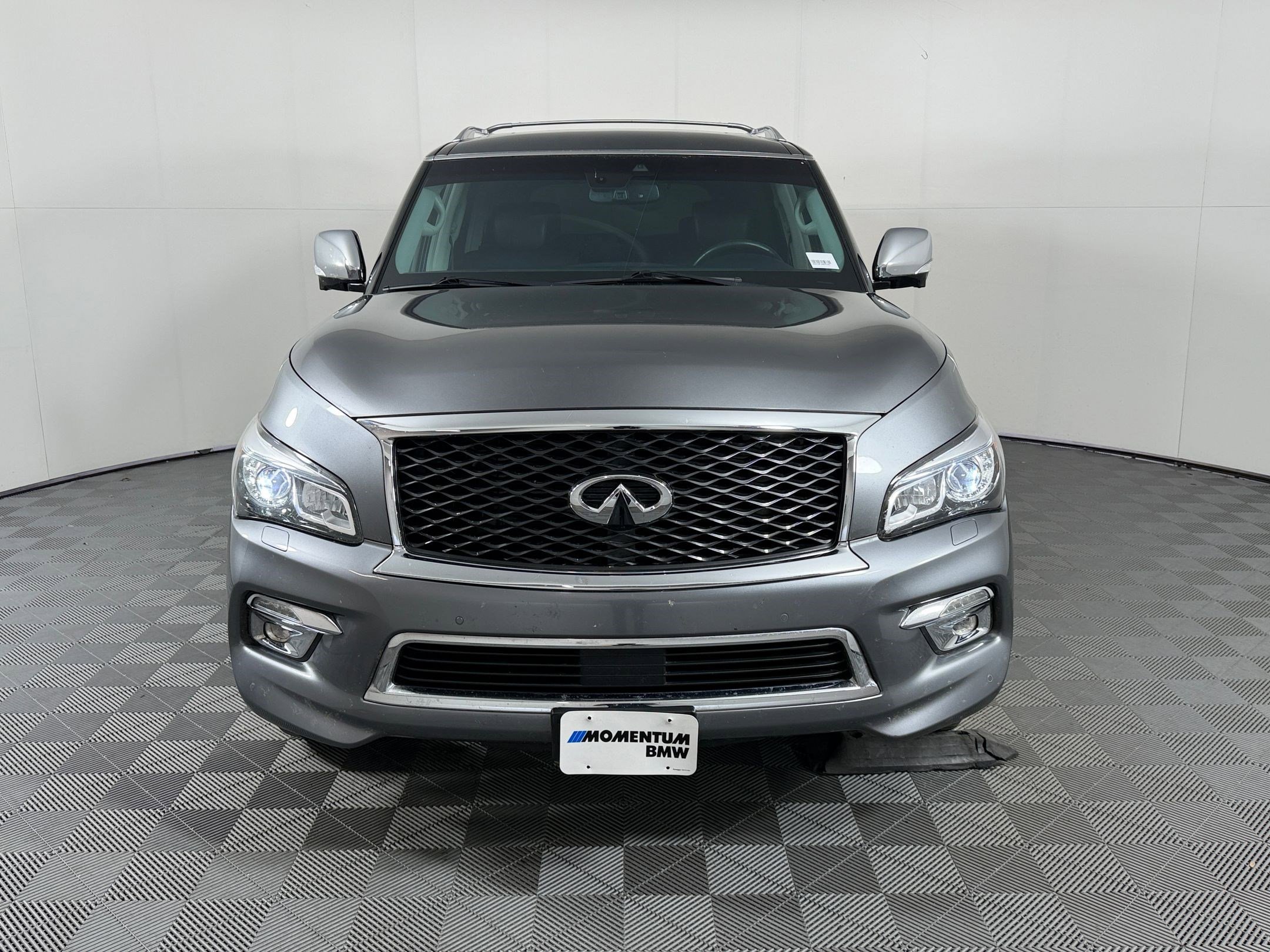 Used 2017 INFINITI QX80 2WD w/ Deluxe Technology Package image 6