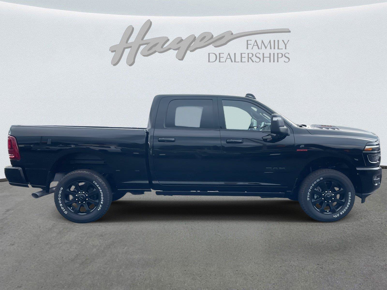 New 2026 RAM 2500 Laramie AWD/4WD image 26