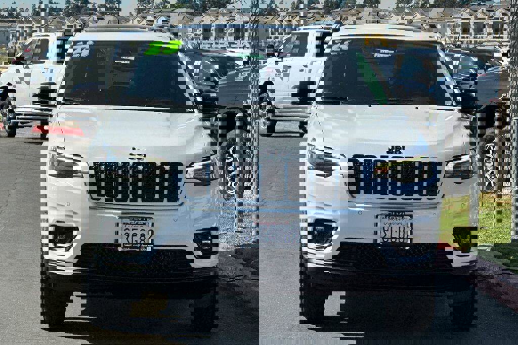 Used 2023 Jeep Cherokee Altitude Lux w/ Lux Elite Package image 9