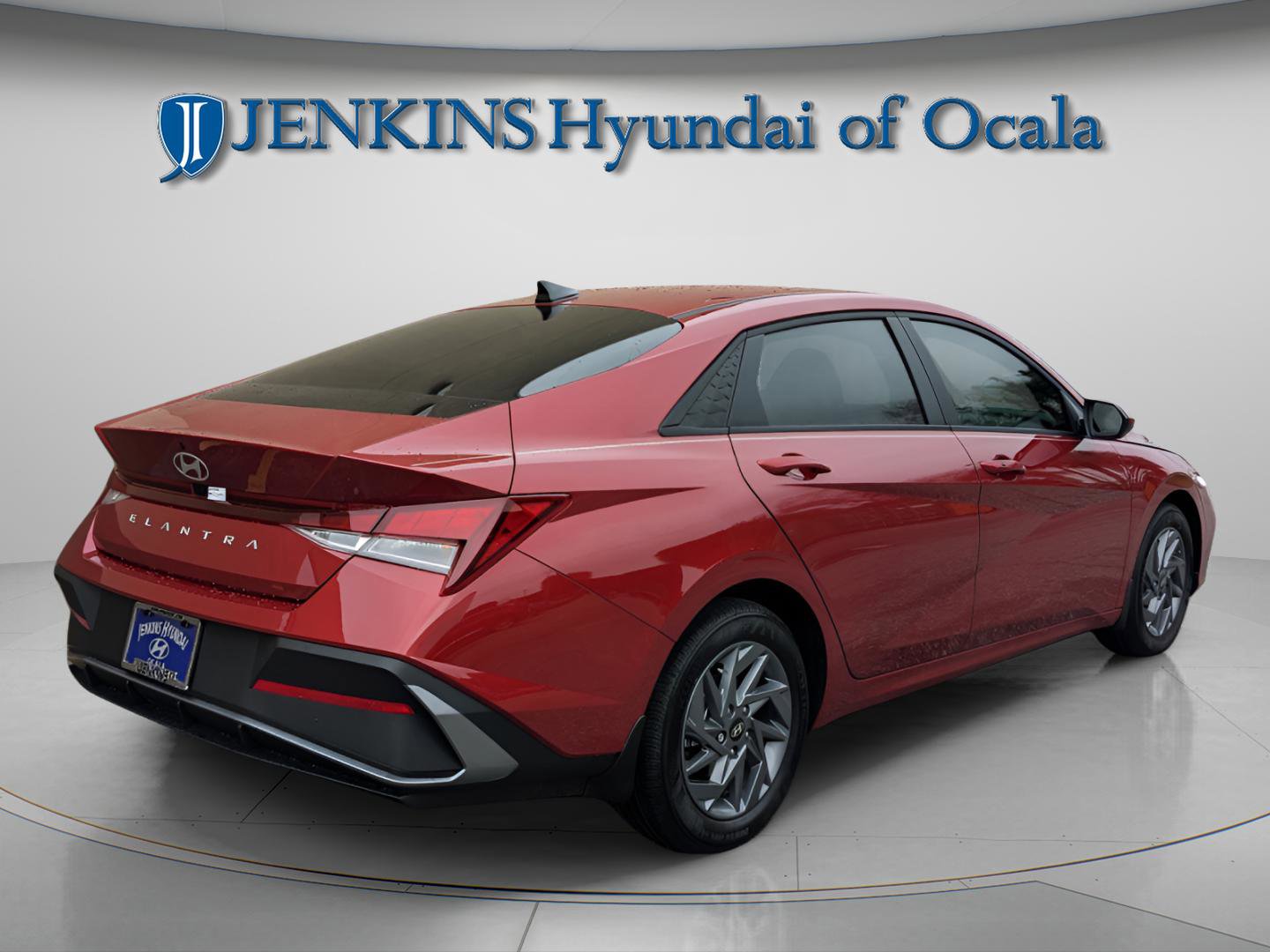 New 2025 Hyundai Elantra Sport w/ Cargo Package image 3