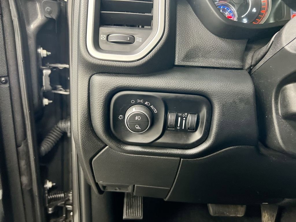 Used 2020 RAM 3500 Big Horn w/ Level 1 Equipment Group image 17