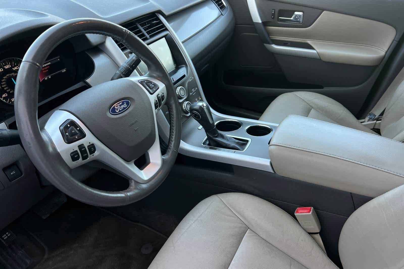Used 2014 Ford Edge SEL w/ Equipment Group 205A FWD image 12