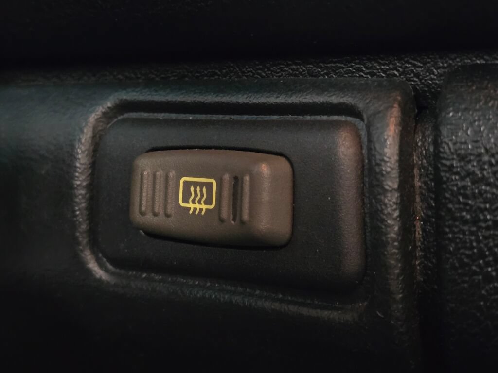 Used 1993 Chevrolet Camaro Z28 RWD image 67